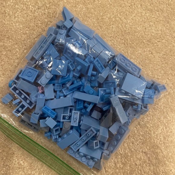 Periwinkle Cornflower Blue Building Block Assortment Lego Pieces 5 Ounces - Picture 2 of 3